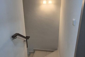 [LOWER UNIT] Townhouse Elegan Residensi Putra Perdana Puchong 