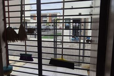 [LOWER UNIT] Townhouse Elegan Residensi Putra Perdana Puchong 