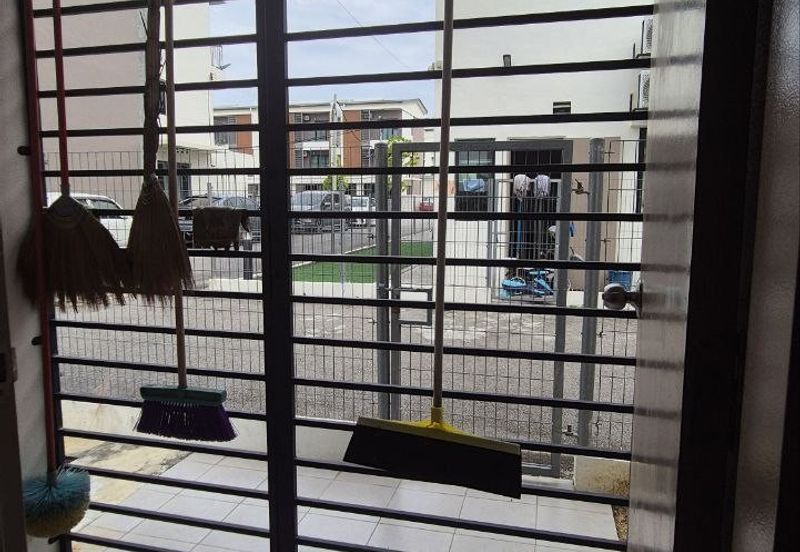 [LOWER UNIT] Townhouse Elegan Residensi Putra Perdana Puchong 