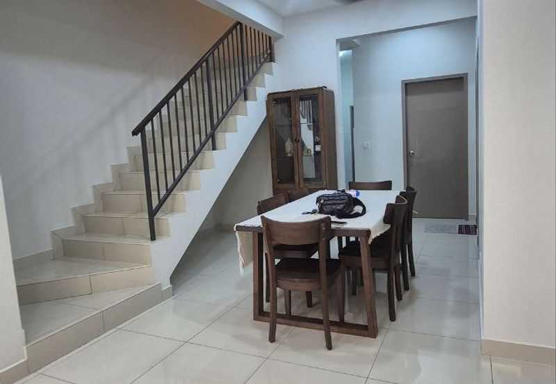 [LOWER UNIT] Townhouse Elegan Residensi Putra Perdana Puchong 