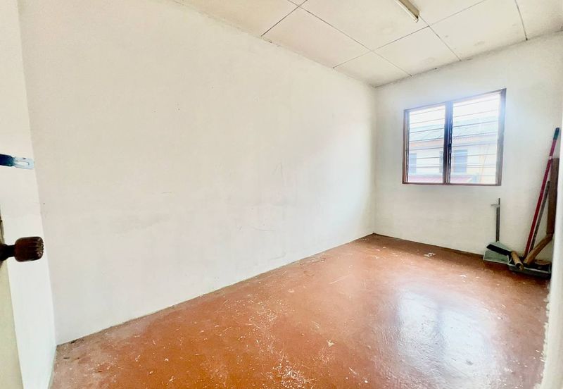 Taman Sungai Kapar Indah