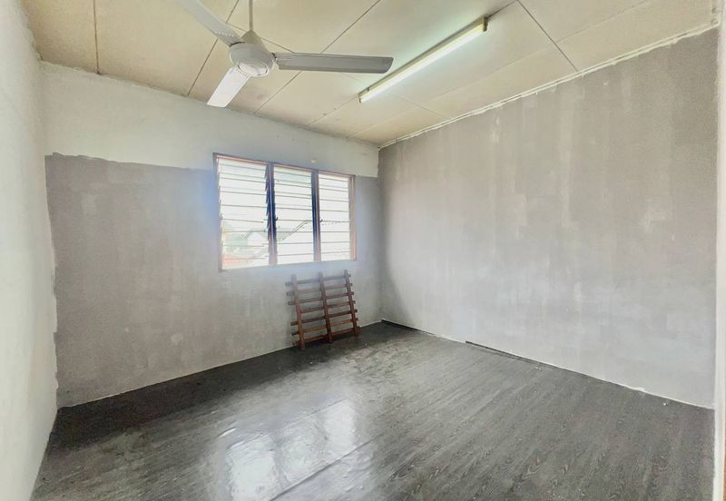 Taman Sungai Kapar Indah