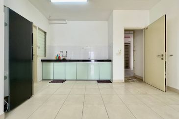 Seri Baiduri Apartments @ Setia Alam