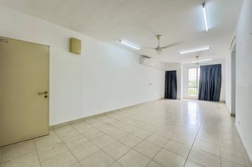 Seri Baiduri Apartments @ Setia Alam