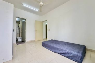 Seri Baiduri Apartments @ Setia Alam