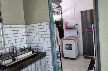 Anggerik Apartment Taman Putra Perdana Puchong