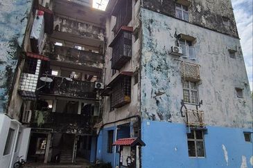 Anggerik Apartment Taman Putra Perdana Puchong