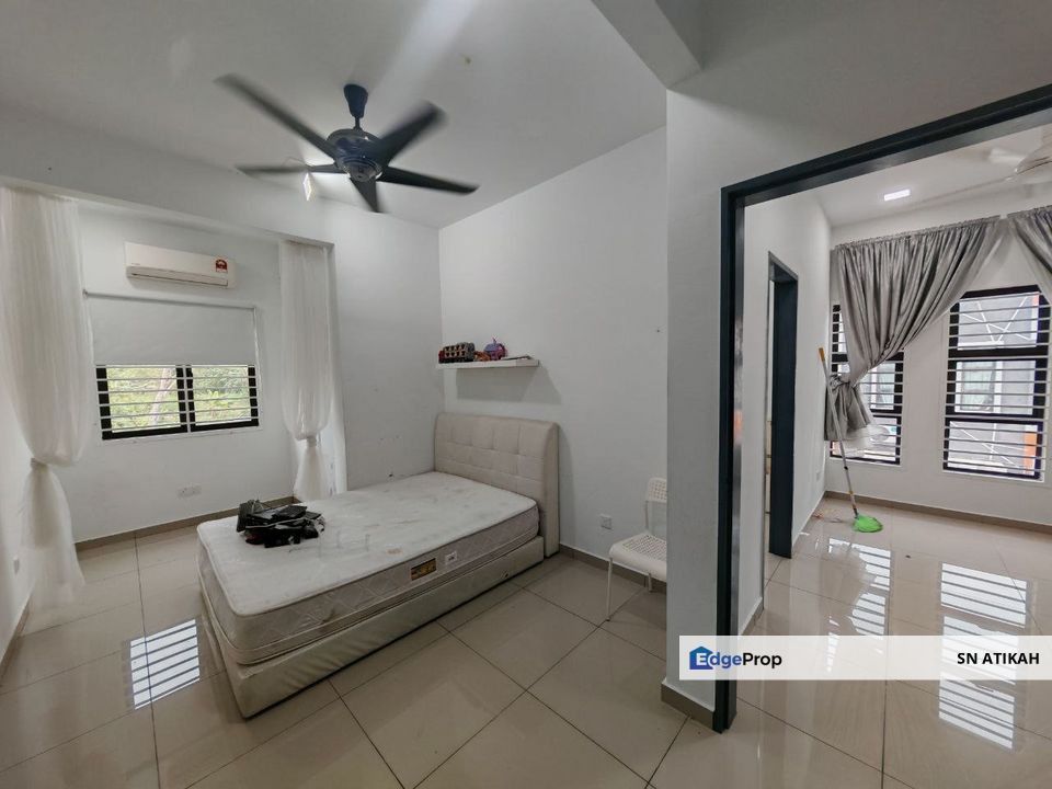 [RENOVATED END LOT] Double Storey Terrace End Lot, Jalan Punggok Taman Bentara, Telok Panglima Garang, Selangor, Telok Panglima Garang