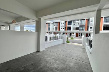 [BRAND NEW] Townhouse Taman Akasia Semenyih