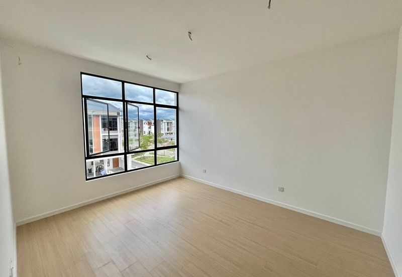 [BRAND NEW] Townhouse Taman Akasia Semenyih