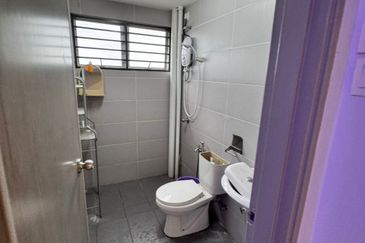 Vista Sri Tanjung Condominium