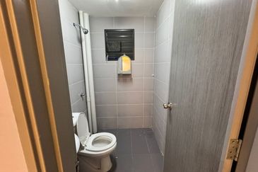 Vista Sri Tanjung Condominium