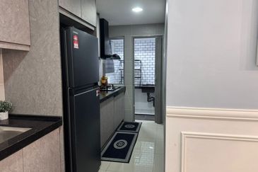 Vista Sri Tanjung Condominium