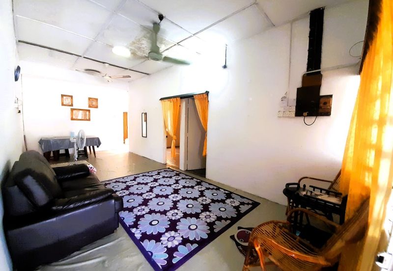 [HUGE LAND AREA] Single Storey Terrace House, Taman Malaysia, Teluk Intan Perak