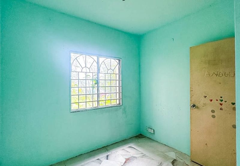 Residensi Warnasari 1