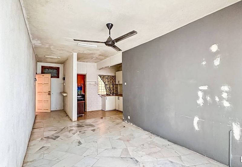 Residensi Warnasari 1