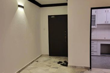 De Tropicana Condominium