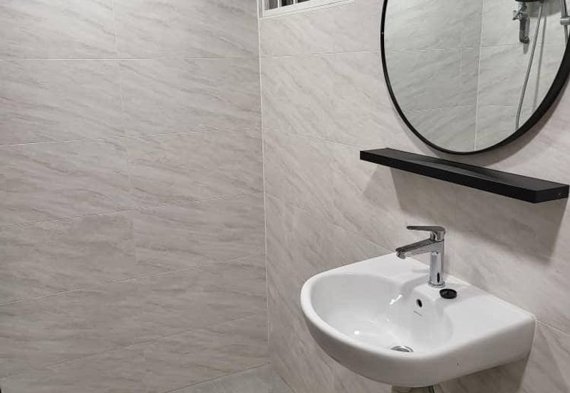 De Tropicana Condominium