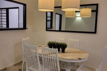 De Tropicana Condominium