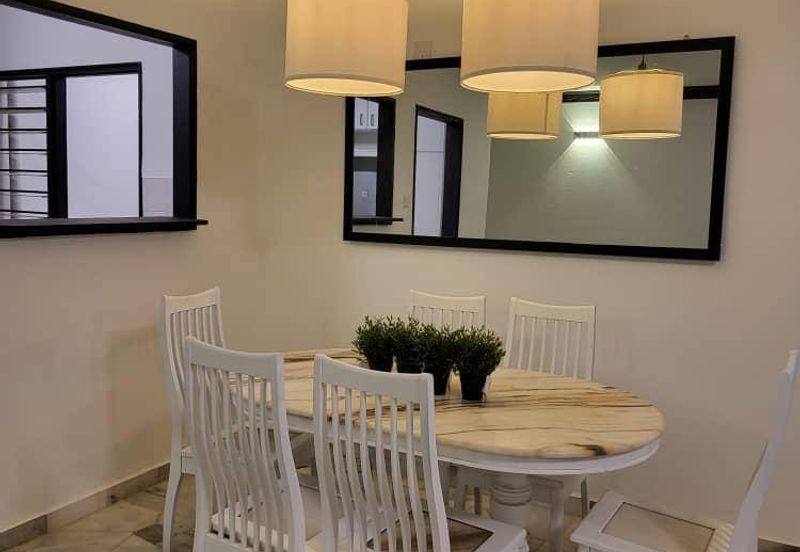 De Tropicana Condominium