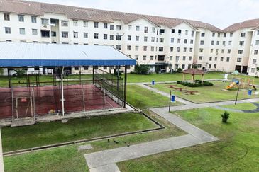 [LOW COST] Pangsapuri Sri Ayu, Bandar Putera Klang For Sale