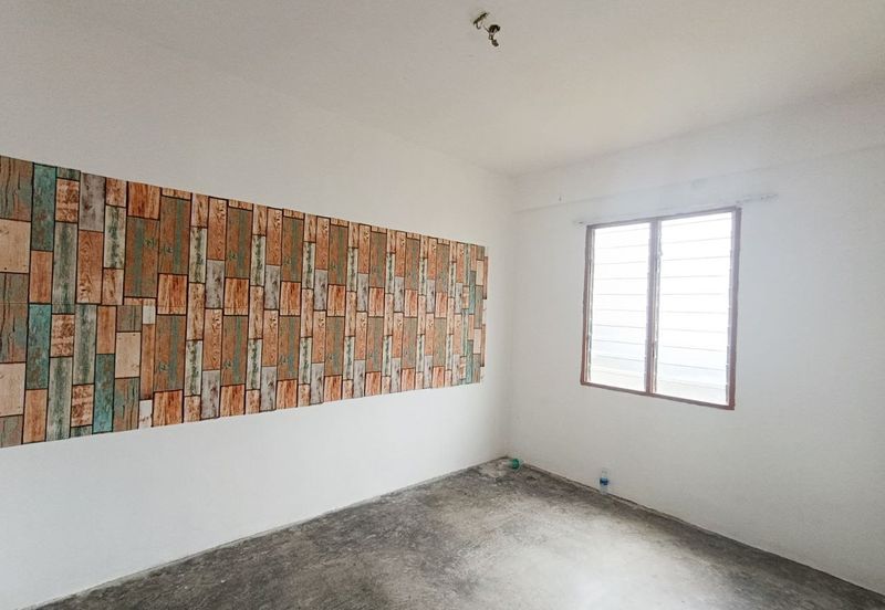 [LOW COST] Pangsapuri Sri Ayu, Bandar Putera Klang For Sale