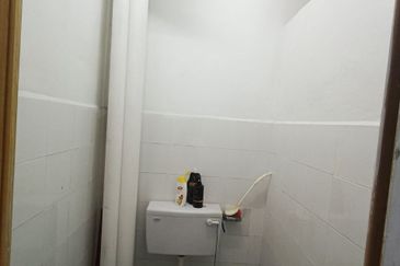 [LOW COST] Pangsapuri Sri Ayu, Bandar Putera Klang For Sale