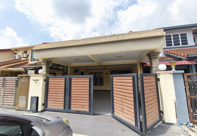 RENOVATED | Double Storey Terrace Jalan Gamelan Bukit Raja, Klang