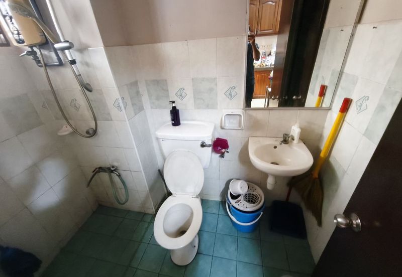 RENOVATED | Double Storey Terrace Jalan Gamelan Bukit Raja, Klang