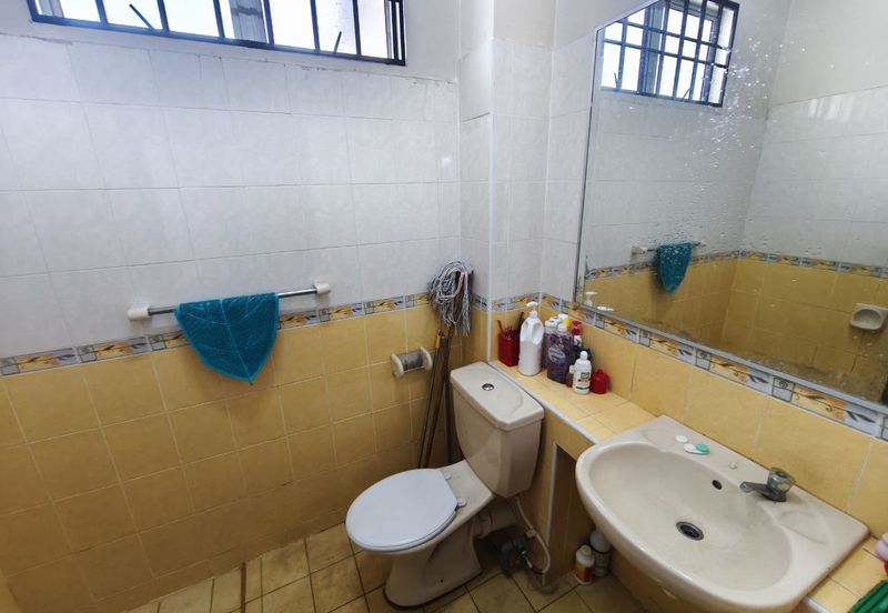 RENOVATED | Double Storey Terrace Jalan Gamelan Bukit Raja, Klang