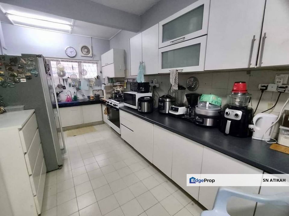 [FULLY RENOVATED & EXTENDED] 2-Storey Terrace Seksyen 25 Shah Alam, Selangor, Shah Alam
