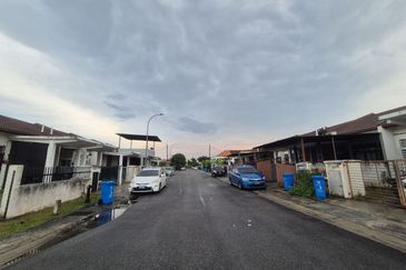 Seksyen 30, Shah Alam