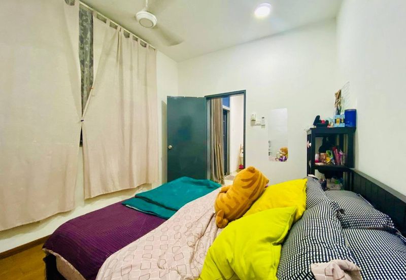 PR1MA Lakefront Homes