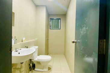 PR1MA Lakefront Homes