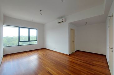 Renai Jelutong Residences