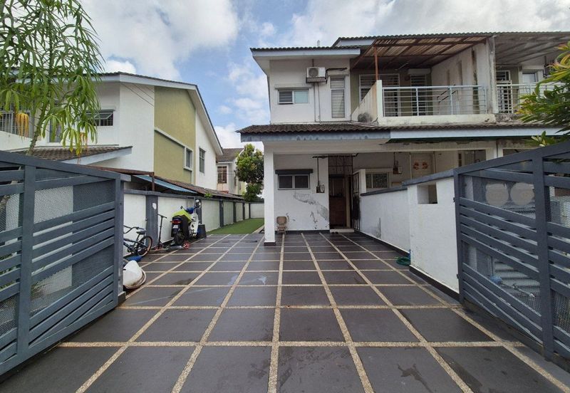 Town Villa, Taman Tasik Puchong