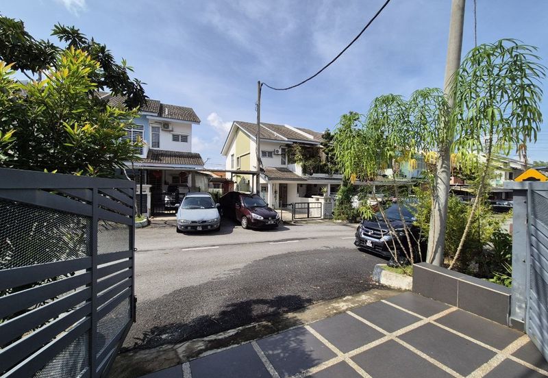 Town Villa, Taman Tasik Puchong