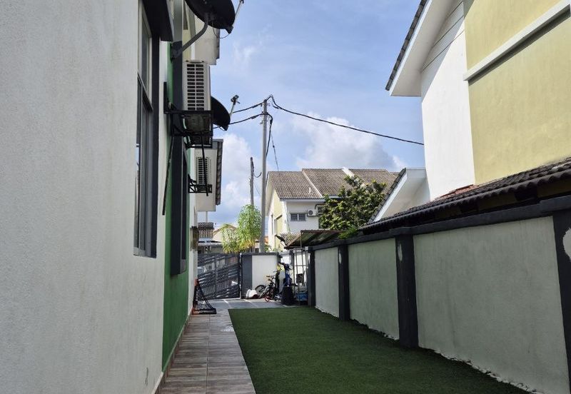 Town Villa, Taman Tasik Puchong