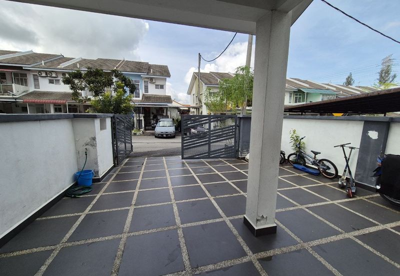 Town Villa, Taman Tasik Puchong