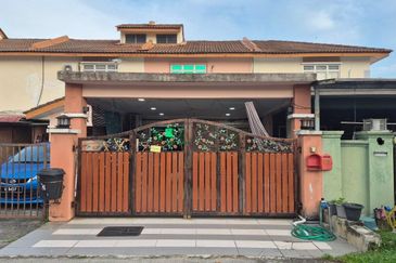 La Cottage Taman Putra Perdana