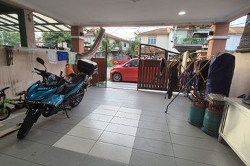 La Cottage Taman Putra Perdana