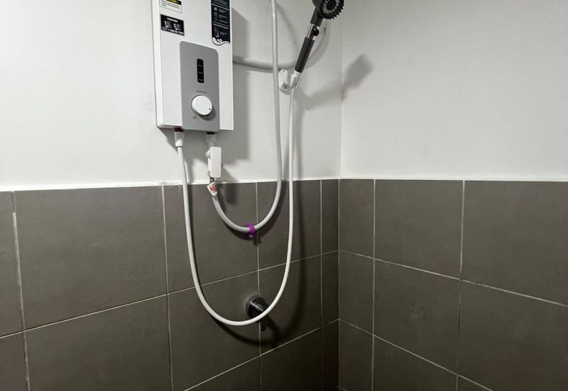 Tangerine Suites @ Sunsuria City **