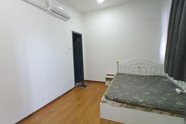 PR1MA Lakefront Homes