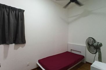 PR1MA Lakefront Homes