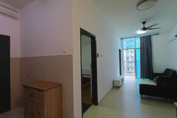 PR1MA Lakefront Homes