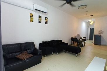 PR1MA Lakefront Homes