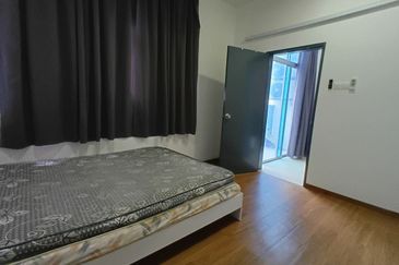 PR1MA Lakefront Homes