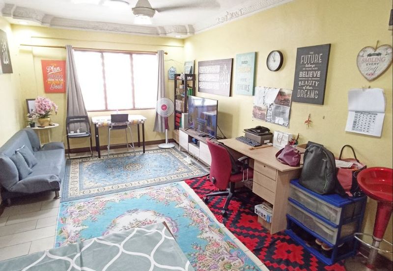 Flat PKNS, Seksyen 7