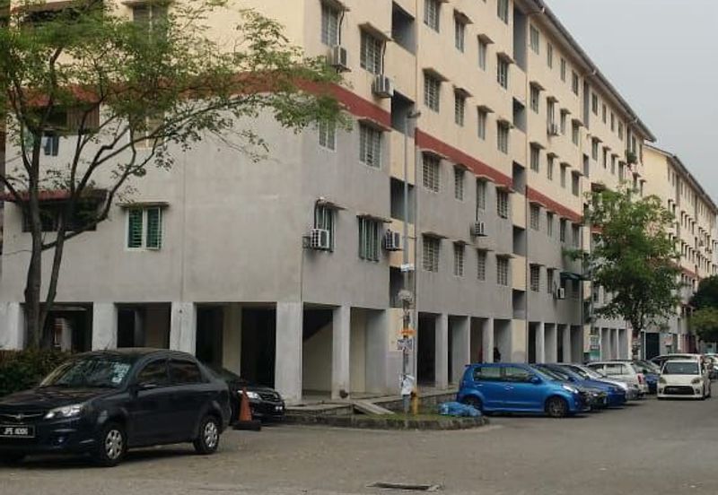 Flat PKNS, Seksyen 7
