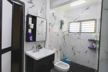 Taman Dato Hormat, Telok Panglima Garang